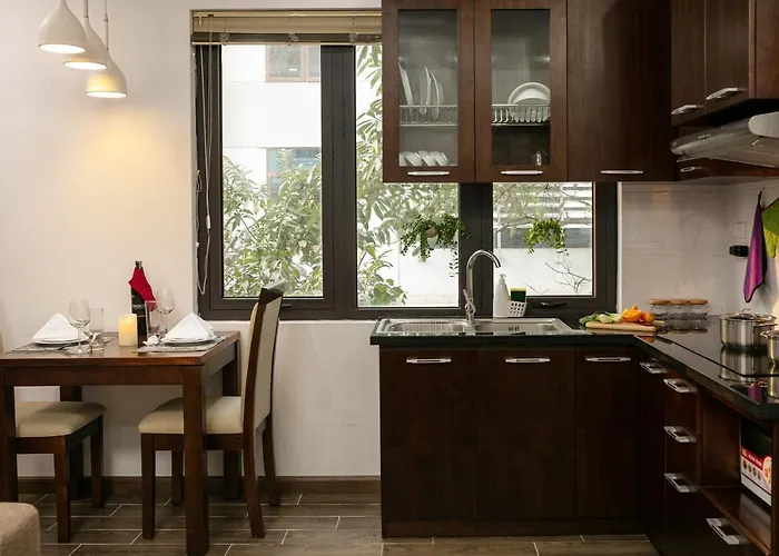 Poonsa Hanoi - The Ordinary Living