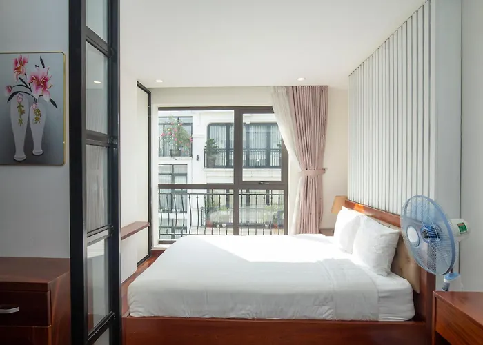 Sumitomo10 Apartment - Lane 12 Dao Tan Street
